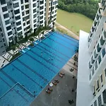 Luxury Stay - 2 Rooms With Condo Facility - Mount Austin Jb - Special Offer