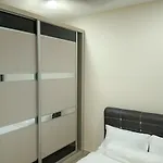 Luxury Stay - 2 Rooms With Condo Facility - Mount Austin Jb - Special Offer