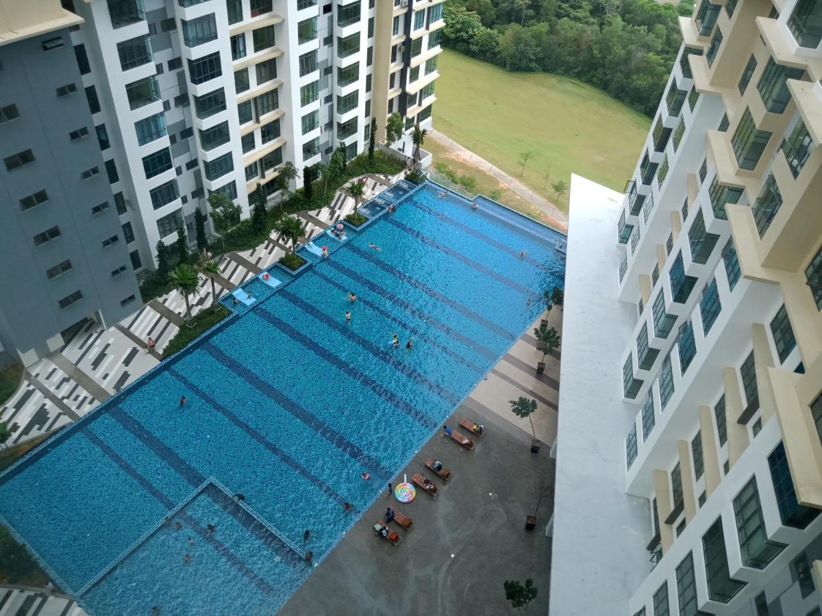 Apartment Luxury - 2 With Facility - Mount Austin Jb - Special Offer